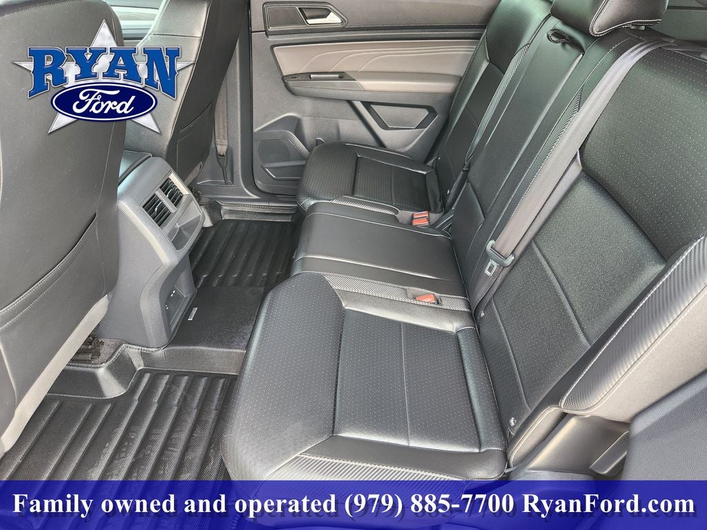 2022 Volkswagen Atlas Cross Sport 2.0T SE w/ Technology
