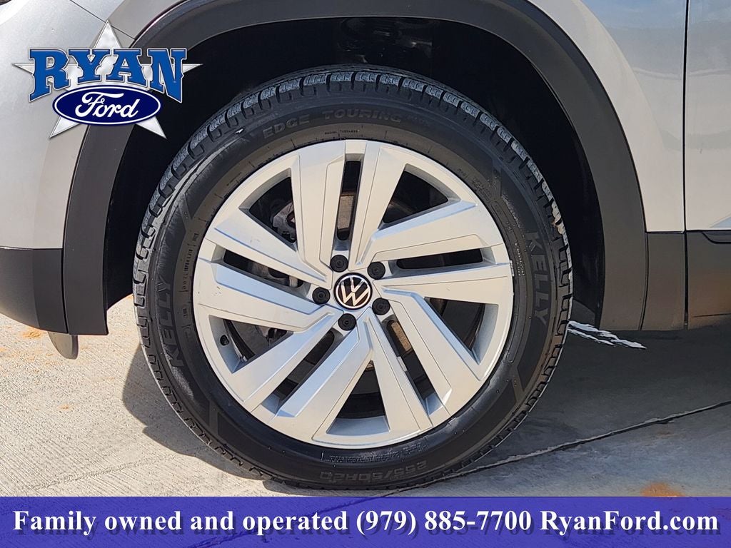 2022 Volkswagen Atlas Cross Sport 2.0T SE w/ Technology