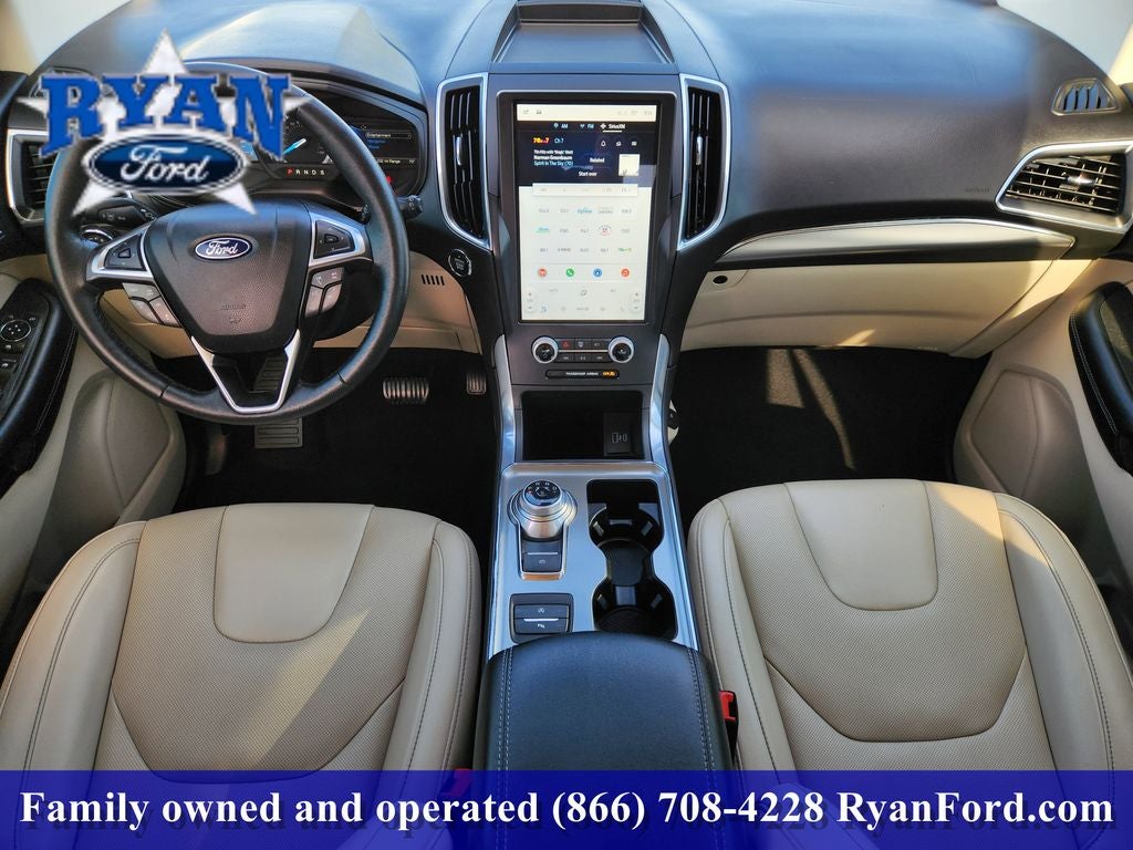 2022 Ford Edge Titanium