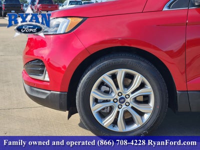 2022 Ford Edge Titanium