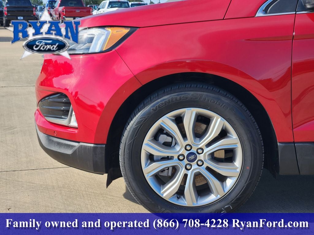 2022 Ford Edge Titanium