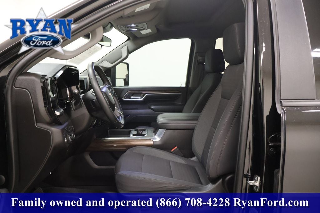 2024 Chevrolet Silverado 2500HD LT