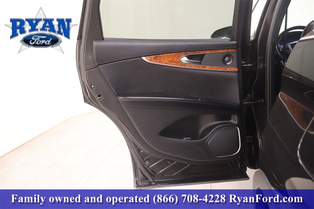 2020 Lincoln Nautilus Reserve