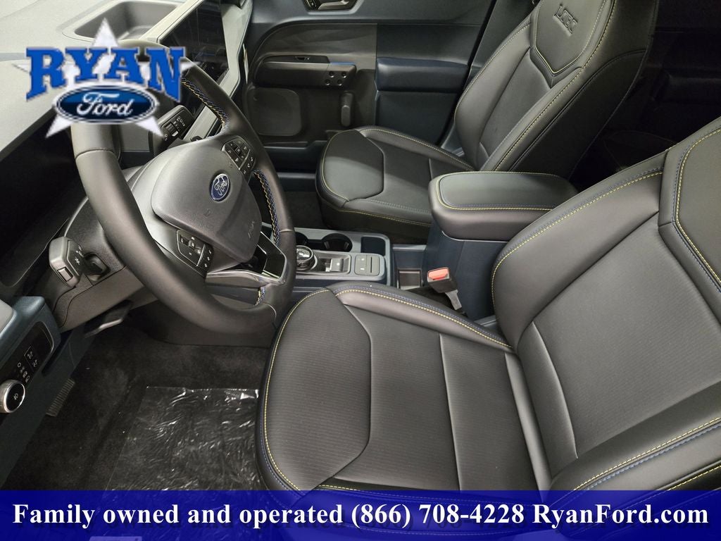 2026 Ford Maverick Lobo Standard