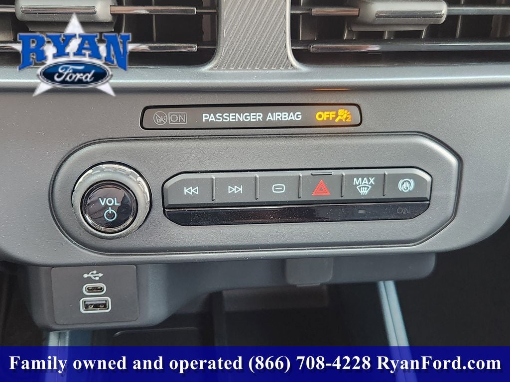 2025 Ford Maverick XL