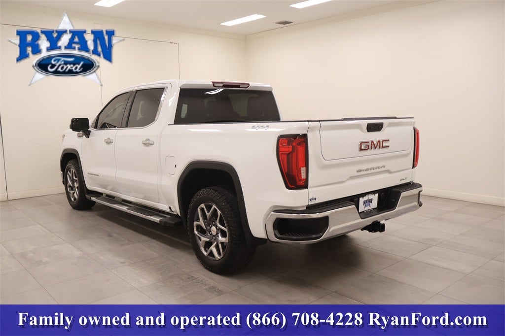 2022 GMC Sierra 1500 SLT