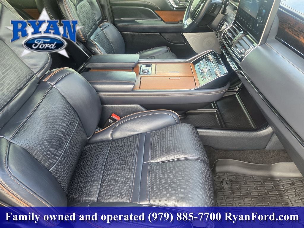 2024 Lincoln Navigator L Black Label