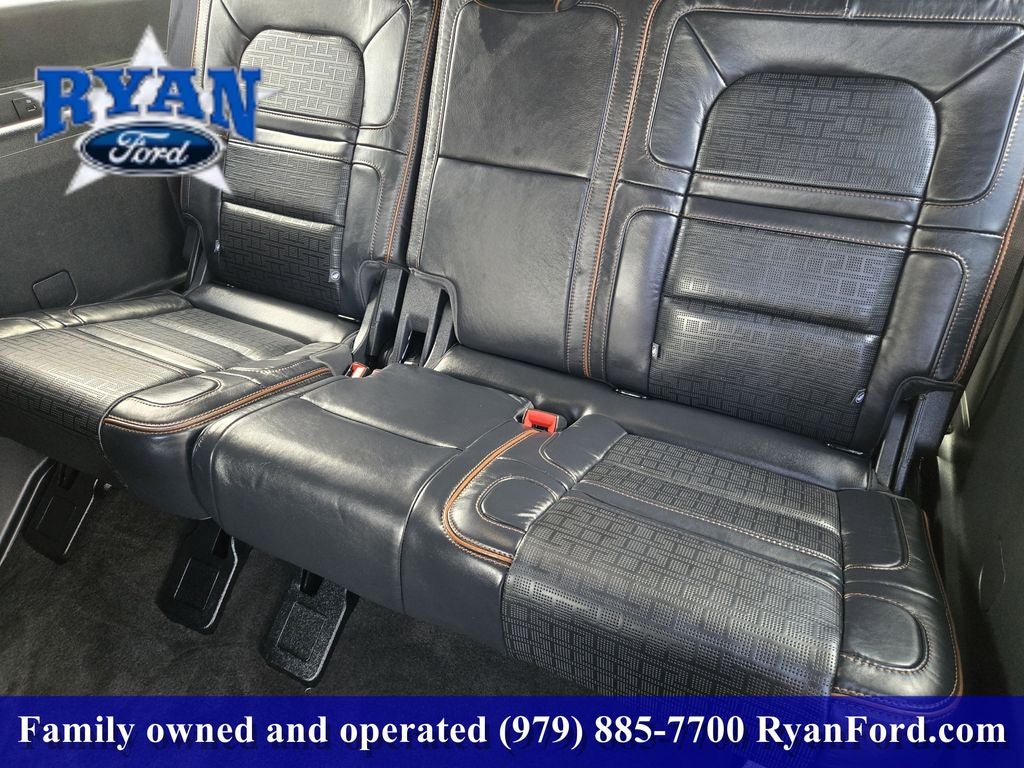 2024 Lincoln Navigator L Black Label