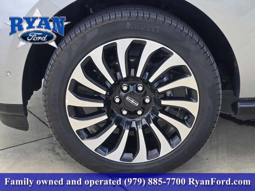 2024 Lincoln Navigator L Black Label