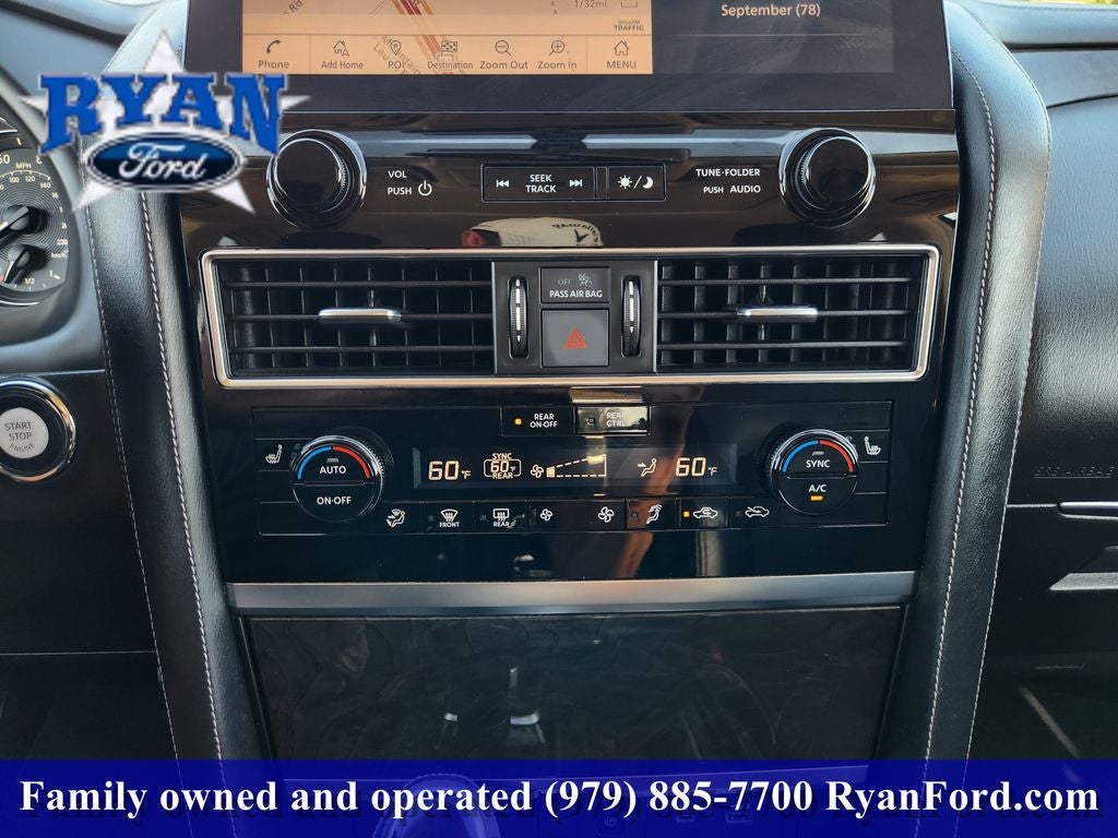 2024 INFINITI QX80 LUXE