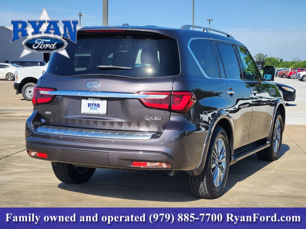 2024 INFINITI QX80 LUXE