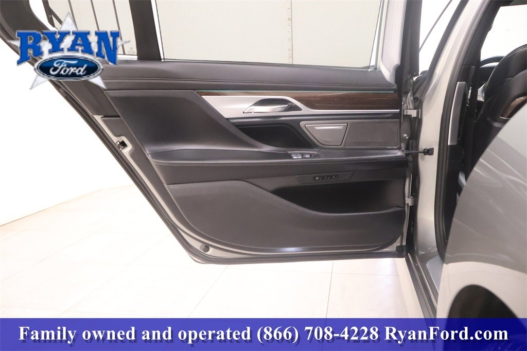 2022 BMW 7 Series 750i xDrive