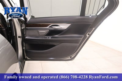 2022 BMW 7 Series 750i xDrive