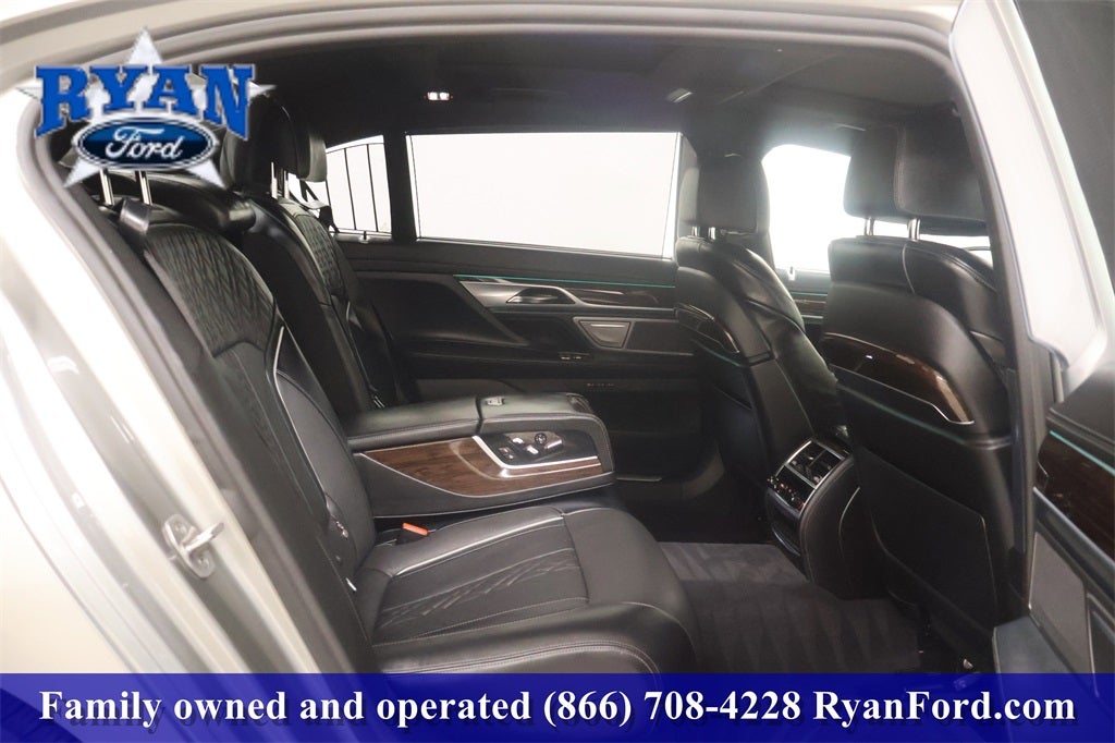 2022 BMW 7 Series 750i xDrive