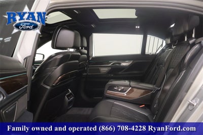 2022 BMW 7 Series 750i xDrive