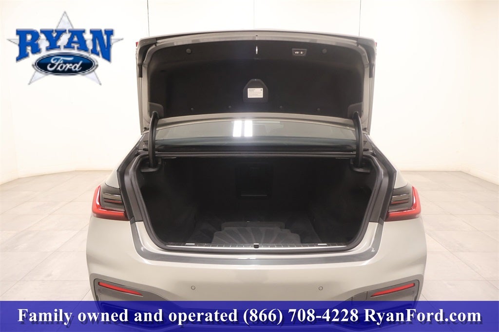 2022 BMW 7 Series 750i xDrive