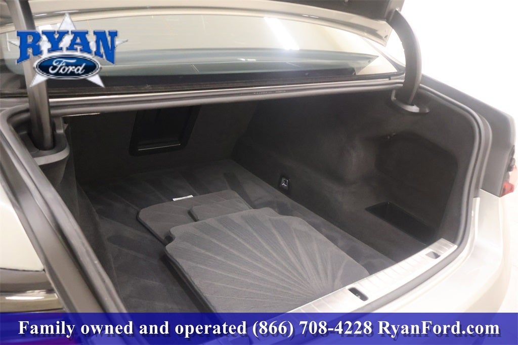 2022 BMW 7 Series 750i xDrive