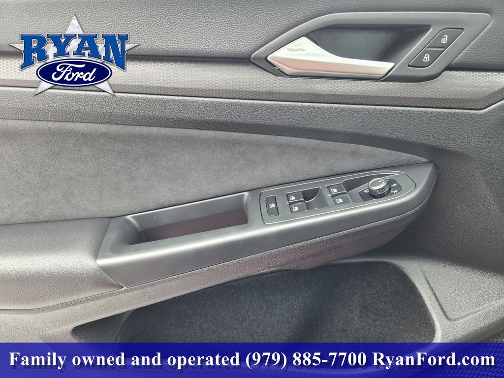2024 Volkswagen Golf GTI 2.0T SE
