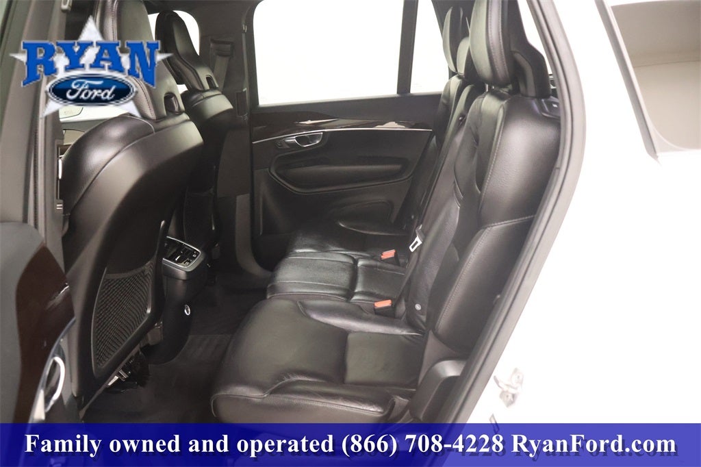 2019 Volvo XC90 T5 Momentum