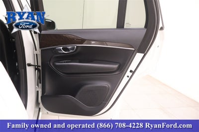 2019 Volvo XC90 T5 Momentum