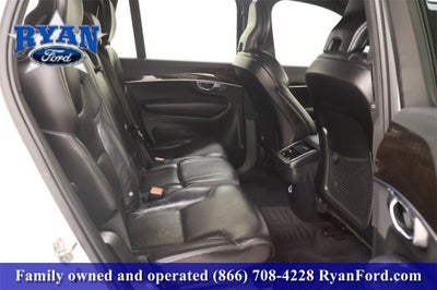 2019 Volvo XC90 T5 Momentum