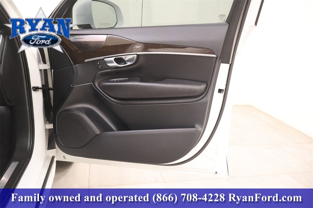 2019 Volvo XC90 T5 Momentum