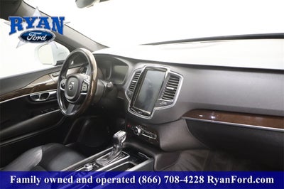 2019 Volvo XC90 T5 Momentum