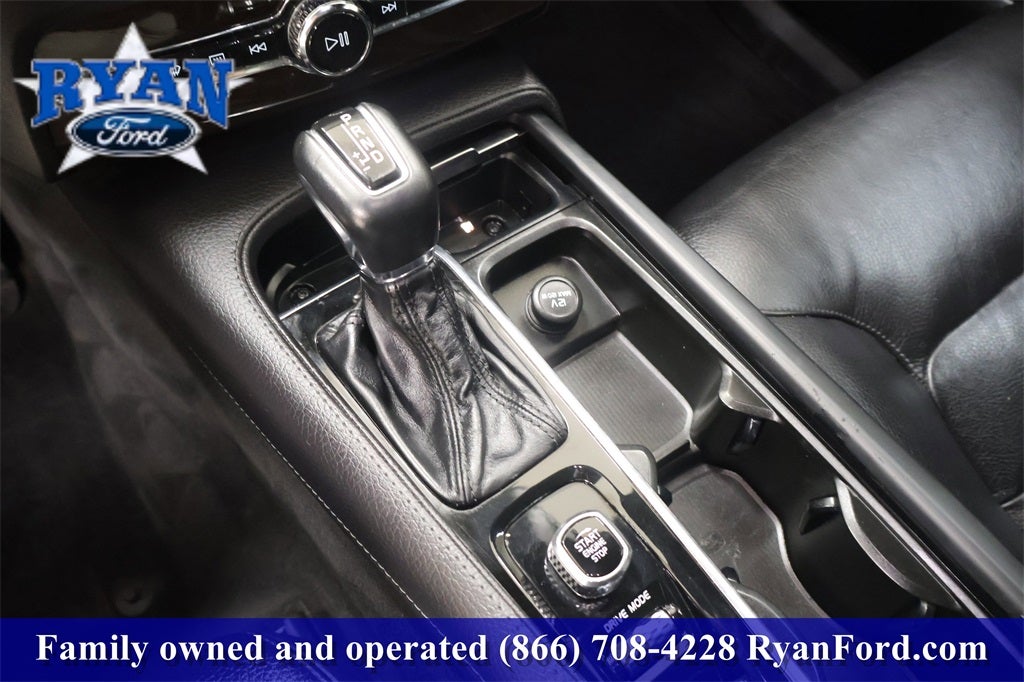 2019 Volvo XC90 T5 Momentum