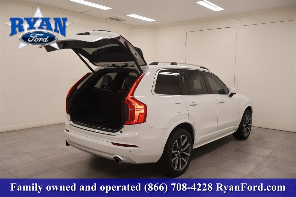 2019 Volvo XC90 T5 Momentum