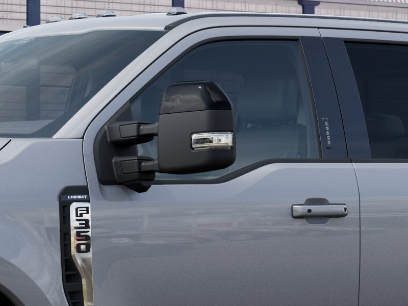 2027 Ford Super Duty F-350® Lariat®