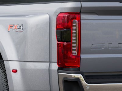 2027 Ford Super Duty F-350® Lariat®