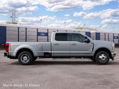 2027 Ford Super Duty F-350® Lariat®