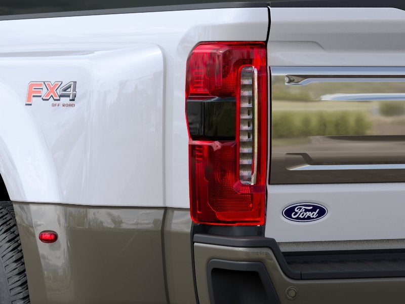 2027 Ford Super Duty F350 4X4 CREW/C