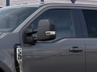 2027 Ford Super Duty F-350® XLT