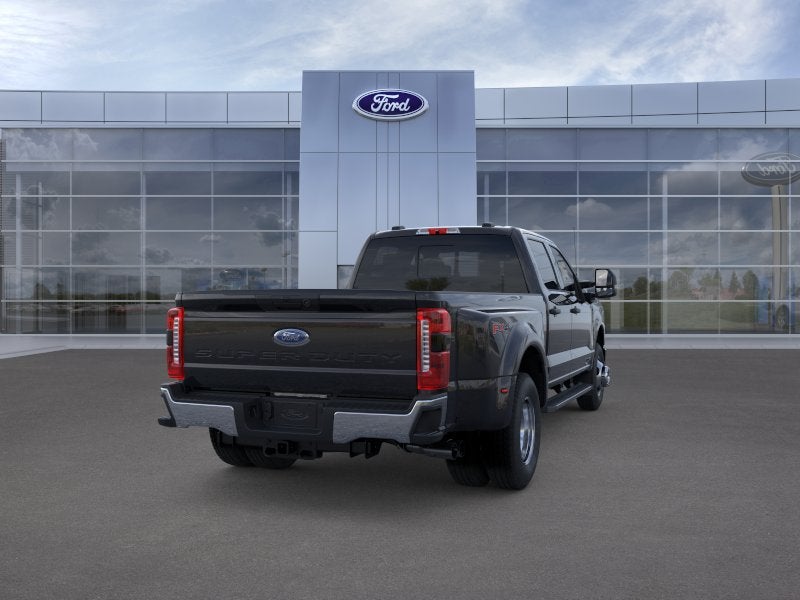 2026 Ford Super Duty F-350® XLT