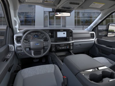 2026 Ford Super Duty F-350® XLT