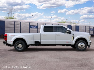 2027 Ford Super Duty F450 4X4 CRW PU