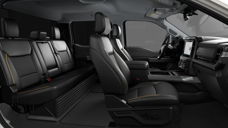 2027 Ford Super Duty F-450® Lariat®